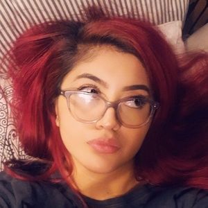 Meet your Posher, Gaby